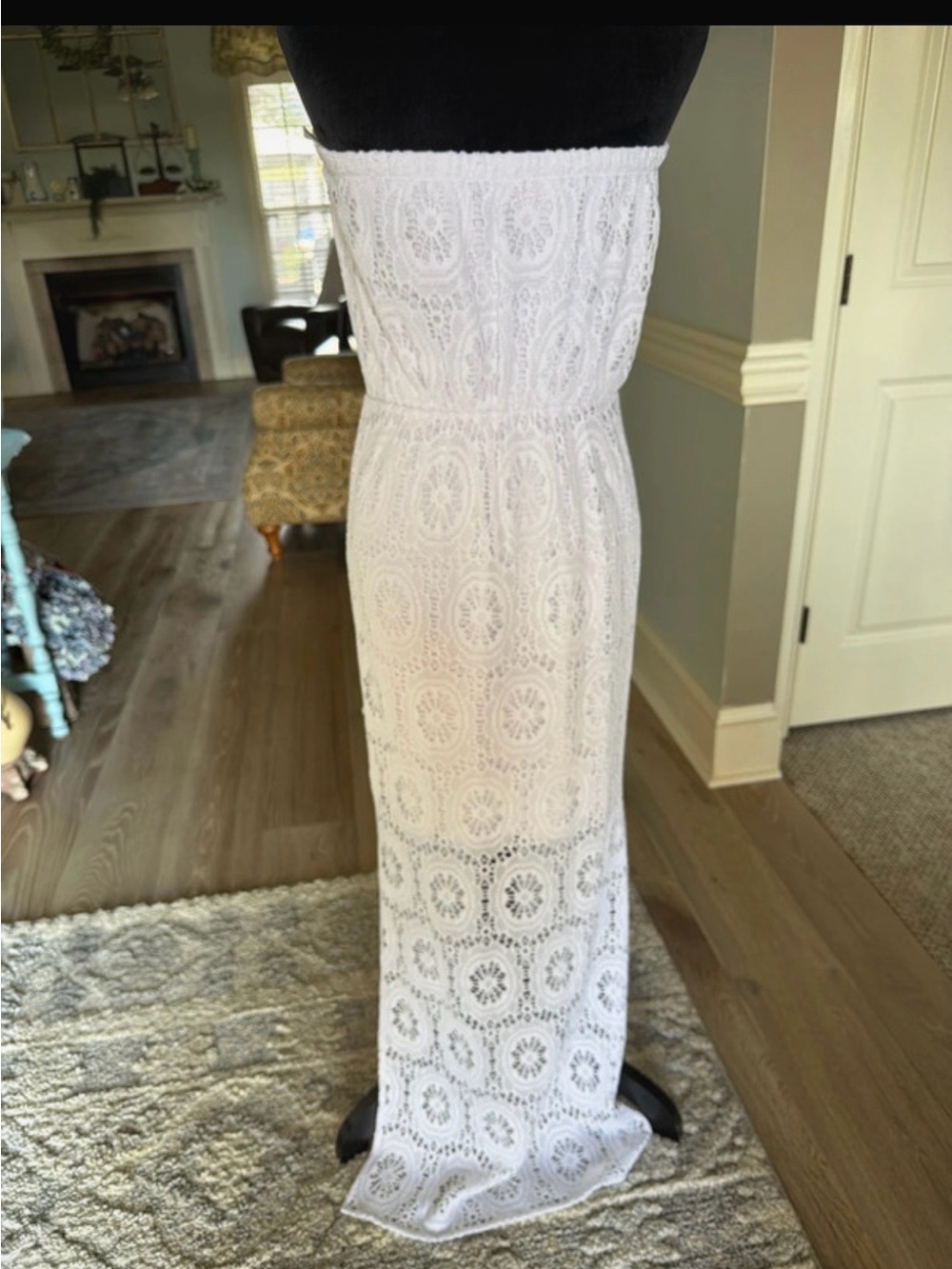 Lilly Pulitzer White Strapless Lace Maxi Dress